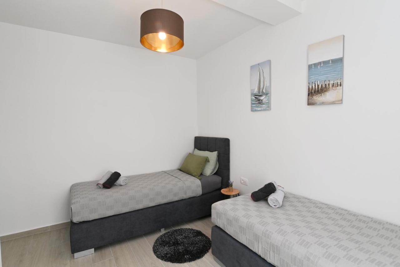 Sea View Deluxe Apartment ริเยกา ภายนอก รูปภาพ